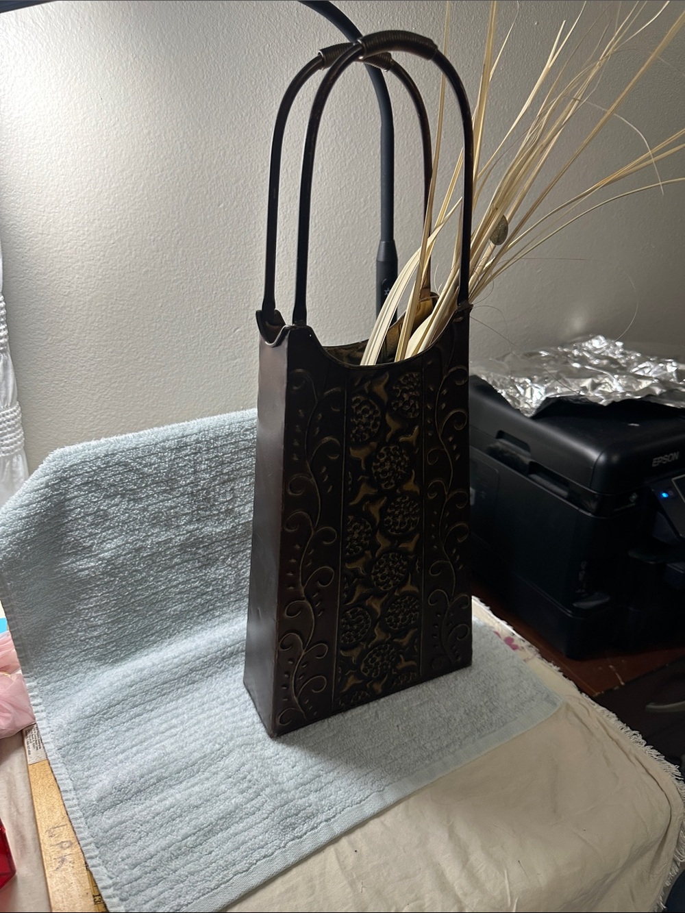 Handcrafted Brown Embossed 20 inch Vase shaped like a purse. NWT
